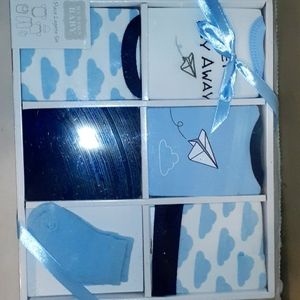 Baby 6 piece Layette Set